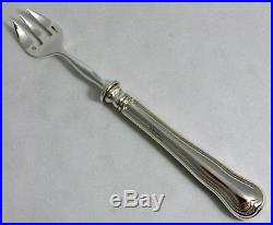 Christofle, 12 belles fourchettes à huitres, métal argenté, modèle Filet violon