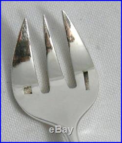 Christofle, 12 belles fourchettes à huitres, métal argenté, modèle Filet violon