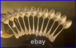 Christofle 12 cuillères à soupe en métal argenté Modèle Marly 20,5 cm