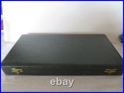 Christofle 12 fourchettes à gateaux + pelle à tarte en métal argenté model marly Christofle 12 fourchettes à gateaux + pelle à tarte en métal argenté model marly