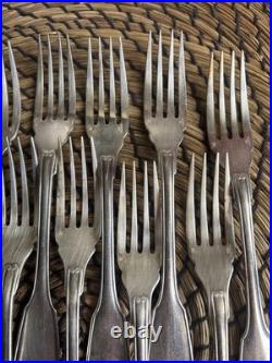 Christofle 12 fourchettes poisson modele Vendôme coquille metal argenté poincon