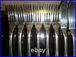 Christofle 6 fourchettes + 6 couteaux à poissons métal argenté modèle Vendome