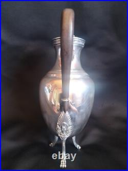 Christofle / Cafetière/verseuse en métal argenté & ébène / Modèle Malmaison Christofle / Cafetière/verseuse en métal argenté & ébène / Modèle Malmaison