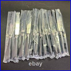 Christofle, Lot de 12 couteaux de table modèle Béarn (L 23.7 cm) à l'état neuf