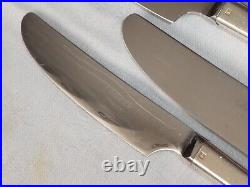 Christofle Modèle Concorde en métal argenté 12 Grands couteaux 23,5 cm