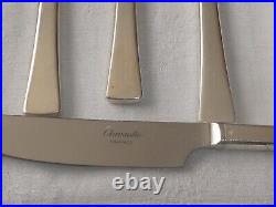 Christofle Modèle Concorde en métal argenté 12 Grands couteaux 23,5 cm