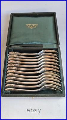 Christofle Modèle Marly Coffret de 12 Fourchettes à huitres en Métal Argenté