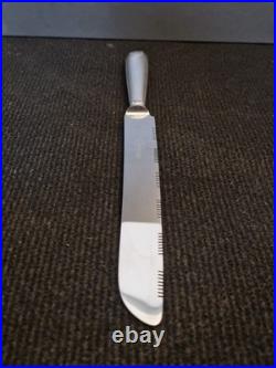 Christofle Modèle vendôme coquille rare couteau à pain L. 28 cm TBE/étui