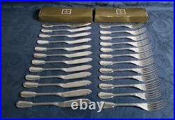 Christofle Orfevre Paris 12 Couverts A Poisson Modele Filet Chinon Metal Argente