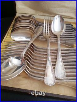 Christofle modele Rubans croises Ménagère 24 P. Cuillères à soupe fourchettes