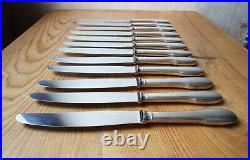Coffret 12 très beaux grands couteaux de table Christofle modèle Cluny 24,5 cm