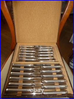 Coffret 24 couteaux ERCUIS modèle Spatours en métal argenté 12 grands 12 petits