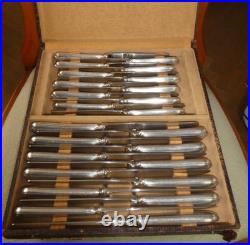 Coffret 24 couteaux ERCUIS modèle Spatours en métal argenté 12 grands 12 petits