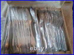 Coffret Christofle 24 pièces (12 couteaux + 12 fourchettes) modèle Spatours