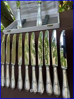 Coffret De 12 Couteaux De Table Metal Argente / Ercuis Modele Pompadour