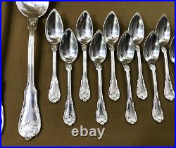 E. LEPERE ancienne ménagère 38 couverts en métal argenté Modèle FILET COQUILLE E. LEPERE ancienne ménagère 38 couverts en métal argenté Modèle FILET COQUILLE
