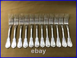 E. LEPERE ancienne ménagère 38 couverts en métal argenté Modèle FILET COQUILLE E. LEPERE ancienne ménagère 38 couverts en métal argenté Modèle FILET COQUILLE