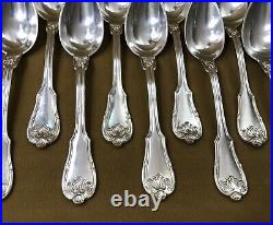 E. LEPERE ancienne ménagère 38 couverts en métal argenté Modèle FILET COQUILLE E. LEPERE ancienne ménagère 38 couverts en métal argenté Modèle FILET COQUILLE