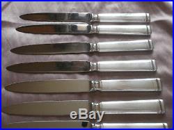 ERCUIS 12 couteaux de table en métal argenté Modèle NIL Rare