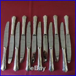 ERCUIS 12 couteaux de table en métal argenté modèle Valencay (filet)