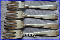 ERCUIS modèle CARTHAGE 8 fourchettes à gâteau, dessert ART DECO Métal argenté