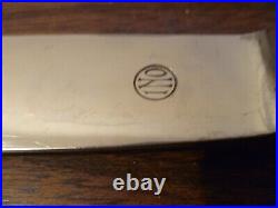 Ercuis modèle Cambodge/petite Coquille, ménagère 24 couteaux, métal argenté