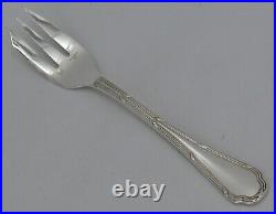 Ercuis modèle Trianon/Rubans/Louis XVI, 12 fourchettes à gâteaux métal argenté