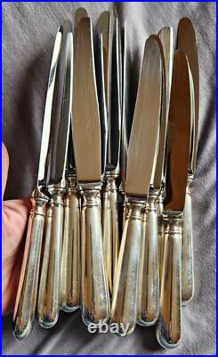 FELIX FRERES Coffret 12 Couteaux de table métal argenté modèle Baguette Fidelio FELIX FRERES Coffret 12 Couteaux de table métal argenté modèle Baguette Fidelio
