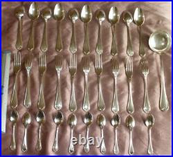 Félix Frères Ménagère 10 personnes en métal argenté Modèle à filets & feuillages