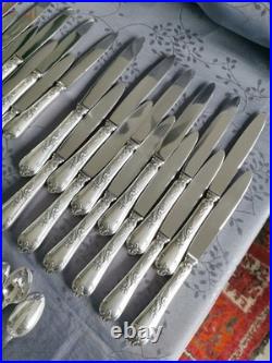 Grande Ménagère Liberty en métal argenté avec couteaux 61 pièces modèle Louis XV