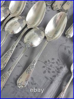 Grande Ménagère Liberty en métal argenté avec couteaux 61 pièces modèle Louis XV