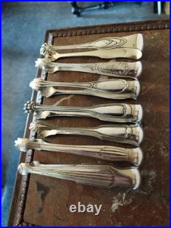 Lot de 7 Pinces à Sucre Divers modèles en Métal Argenté