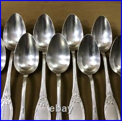 Ménagère 12 couverts de table BOULENGER modèle FILETS ET RUBANS métal argenté