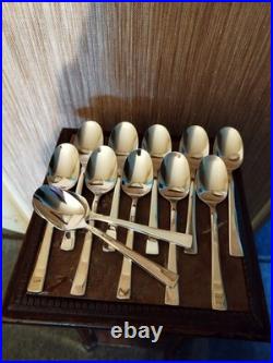 Ménagère 24 Pièces Couverts de Table Orfèvrerie Christofle modèle Concorde