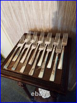 Ménagère 24 Pièces Couverts de Table Orfèvrerie Christofle modèle Concorde