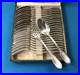 Menagere-24-couverts-RAVINET-Cie-metal-argente-Modele-RUBANS-ACANTHE-table-01-uz