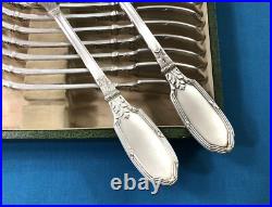 Ménagère 24 couverts RAVINET & Cie métal argenté Modèle RUBANS ACANTHE table