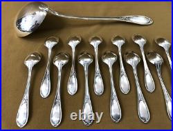 Ménagère 37 couverts ERCUIS modèle LAURIER métal argenté Cuillères Fourchettes