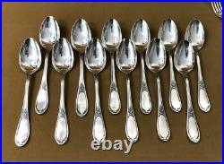 Ménagère 37 couverts ERCUIS modèle LAURIER métal argenté Cuillères Fourchettes