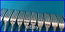 Ménagère 37 pièces ERCUIS modèle DU BARRY métal argenté MARLY couvert fourchette Ménagère 37 pièces ERCUIS modèle DU BARRY métal argenté MARLY couvert fourchette