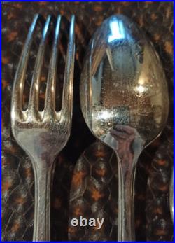 Ménagère 38 couverts appolo modèle art déco métal argenté bon états voir photos