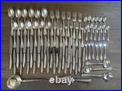 Menagere 71 Pieces Christofle Modele Rubans Croises Metal Argente