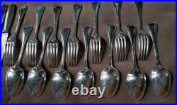 Ménagère COUVERTS à REPAS métal argenté CHRISTOFLE modèle RUBANS couteaux louche