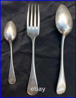Menagere Christofle 54 couverts métal argenté modèle Fidelio Uniplat Christofle Menagere Christofle 54 couverts métal argenté modèle Fidelio Uniplat Christofle