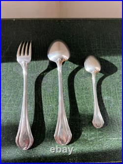 Ménagère Christofle métal argenté modèle Printania dans coffret Ménagère Christofle métal argenté modèle Printania dans coffret