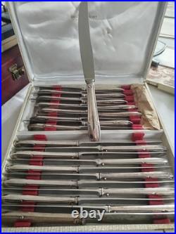 Ménagère En Métal Argenté Modèle Filet À Feuillage SFAM 59 pièces