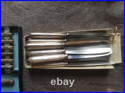 Menagere Metal Argente 135 Pieces Ravinet Denfert Modele Perles Et Coquille