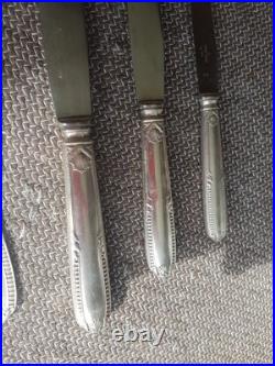 Menagere Metal Argente 135 Pieces Ravinet Denfert Modele Perles Et Coquille