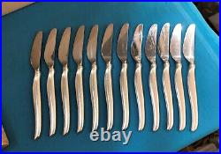 Ménagère de 24 couteaux CHRISTOFLE modèle DUO par TAPIO WIRKKALA métal argenté