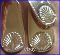 Ménagère métal inox argenté modèle Coquille 36 pièces manque 1 fourchette